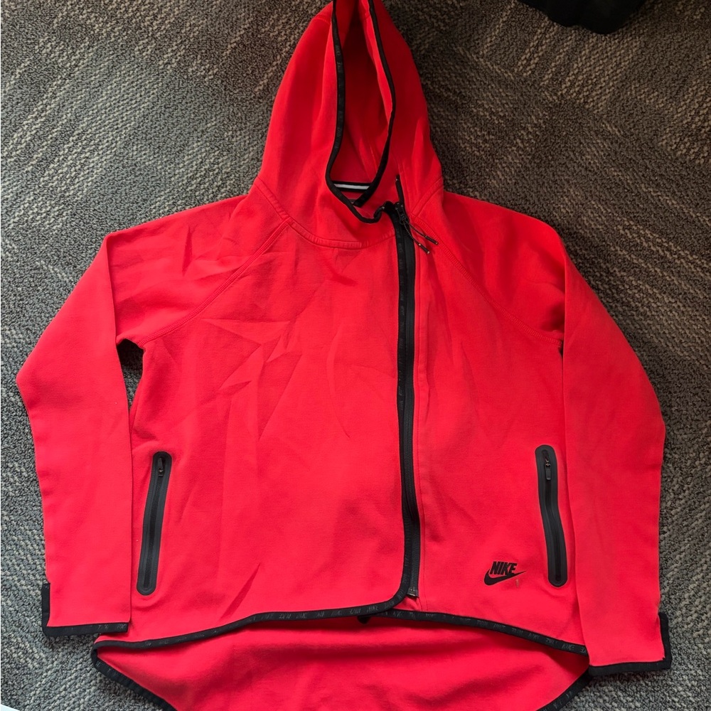 Nike Women's Red tech hoodie - Picture 2 of 3